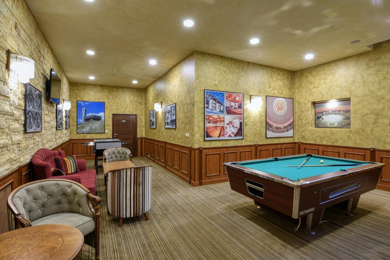 Hotel Edelweiss Shipka Bagian luar foto