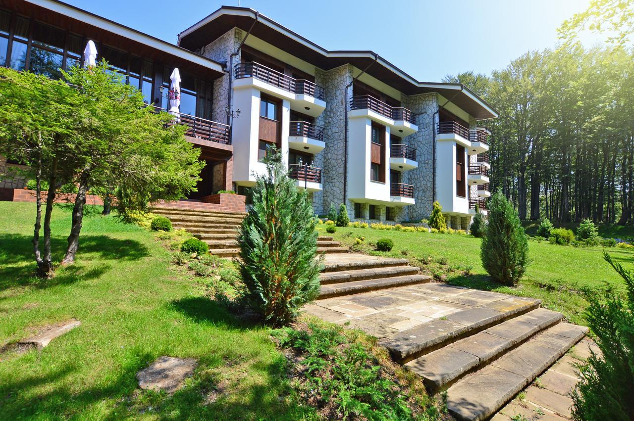 Hotel Edelweiss Shipka Bagian luar foto