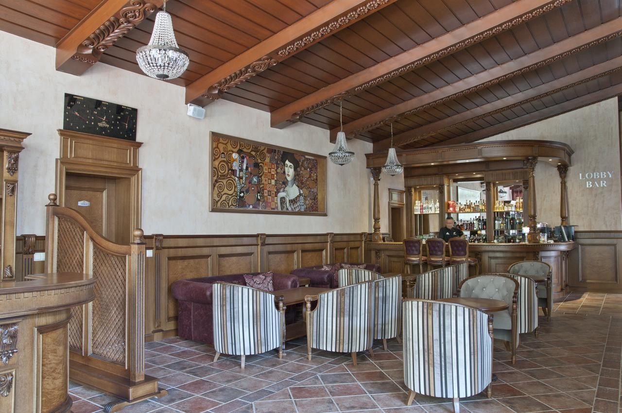 Hotel Edelweiss Shipka Bagian luar foto