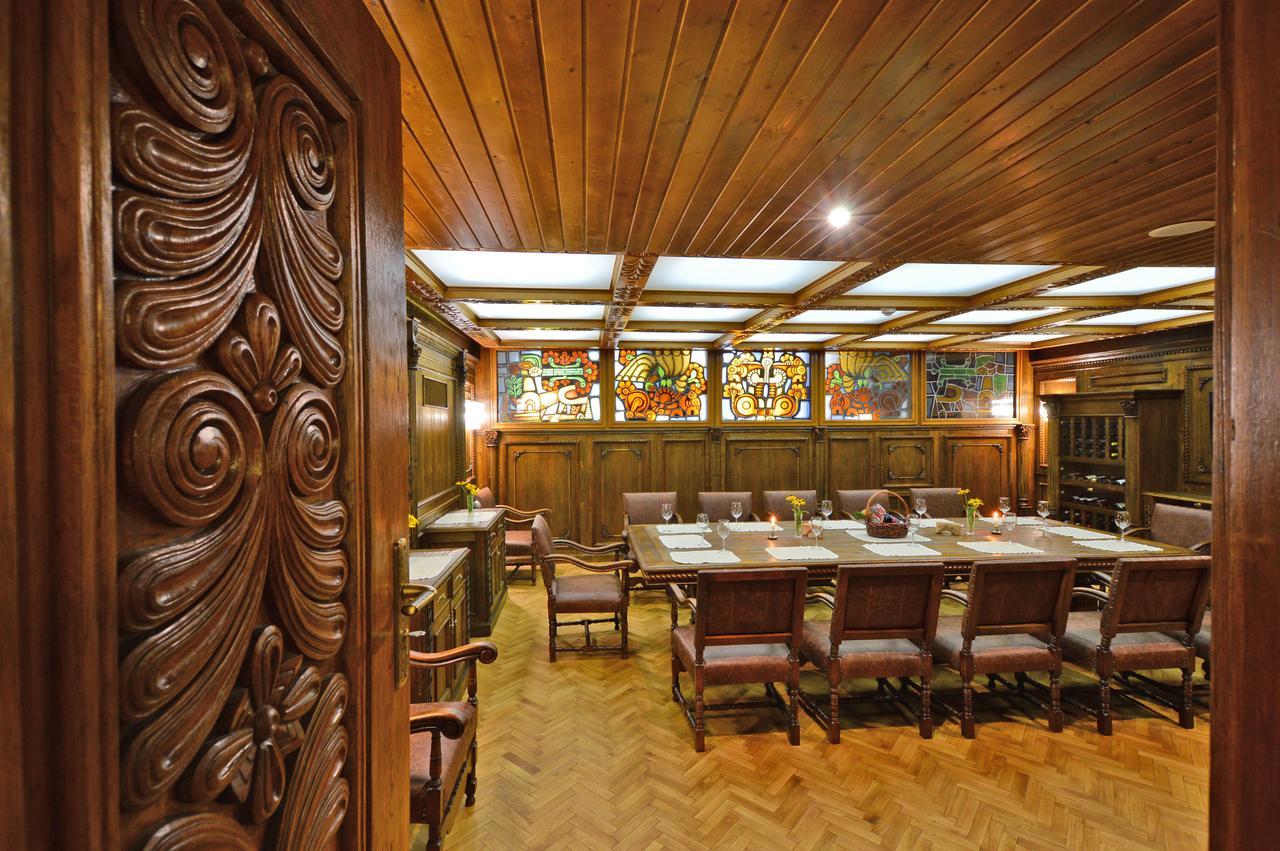 Hotel Edelweiss Shipka Bagian luar foto